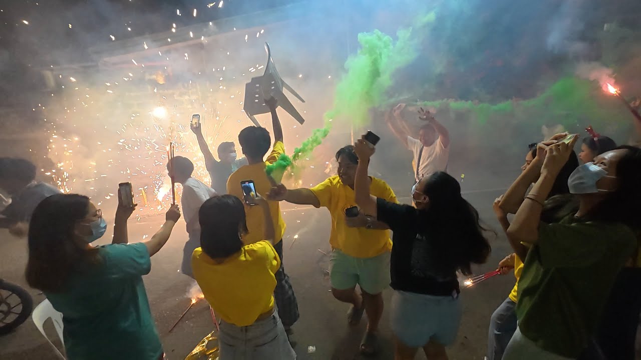 A Very Philippine New year's Eve!