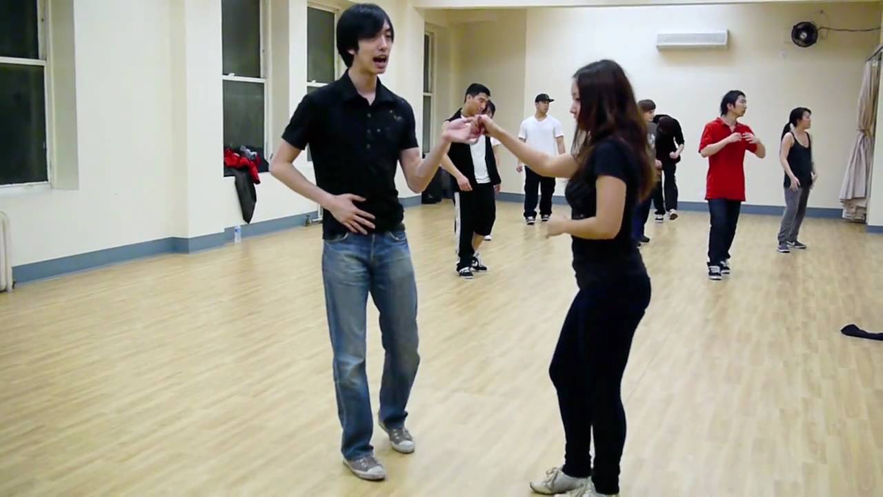 Advanced Salsa Pattern Tutorial 3.31.11 - Neck Check Hand Toss (On2)