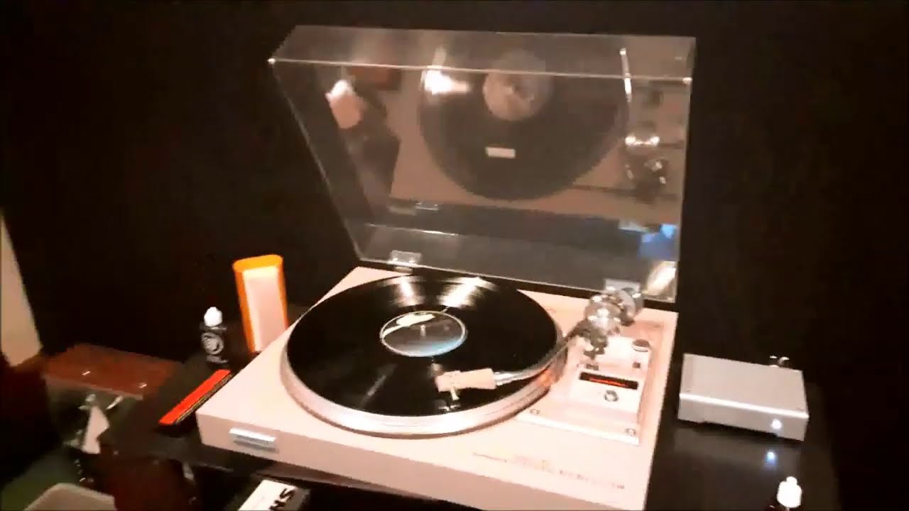 ADS L810, Dynaco ST-70, Pioneer PL-540, Zoom H2n