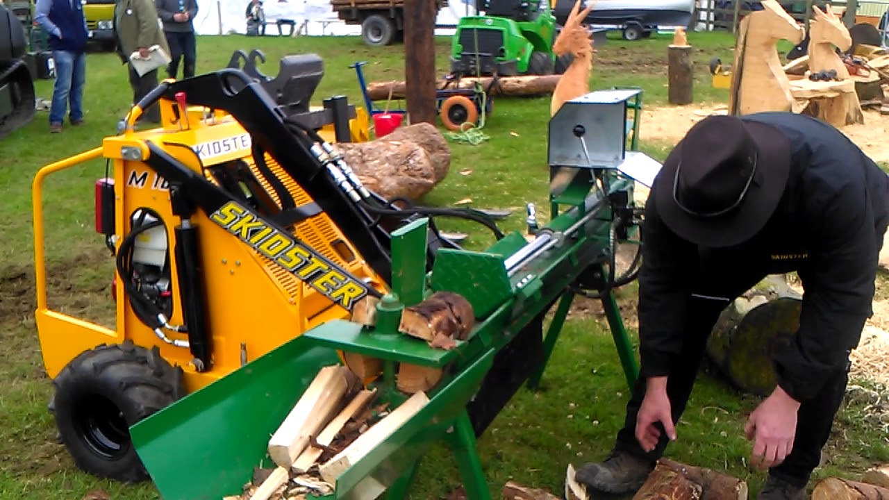 Skidster M10C with log splitter