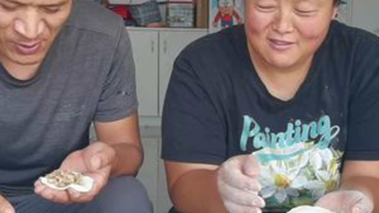 早早起来给老公包饺子，励志做一个上得了厅堂，下得了厨房的女人