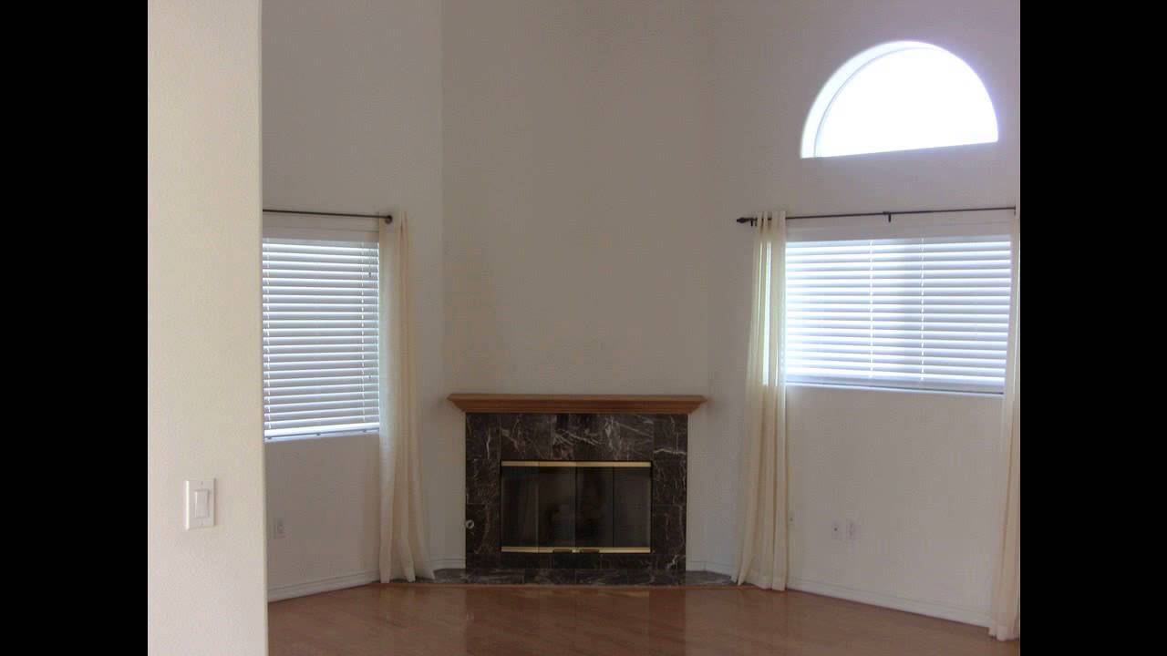 Oxnard Foreclosures, Townhouse For Sale in Oxnard