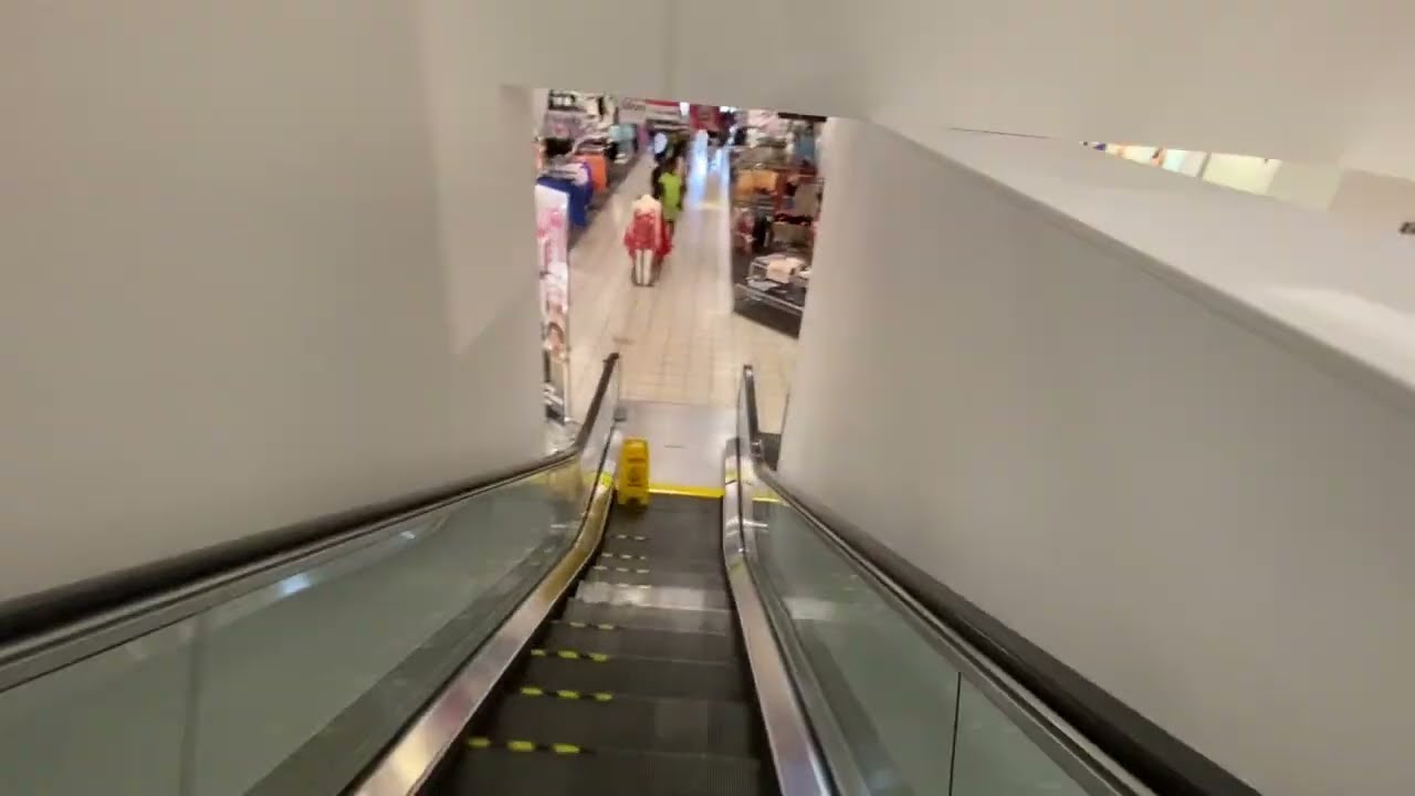 2024! Montgomery Twinkie-M escalators @ JCPenney - Pembroke Lakes Mall