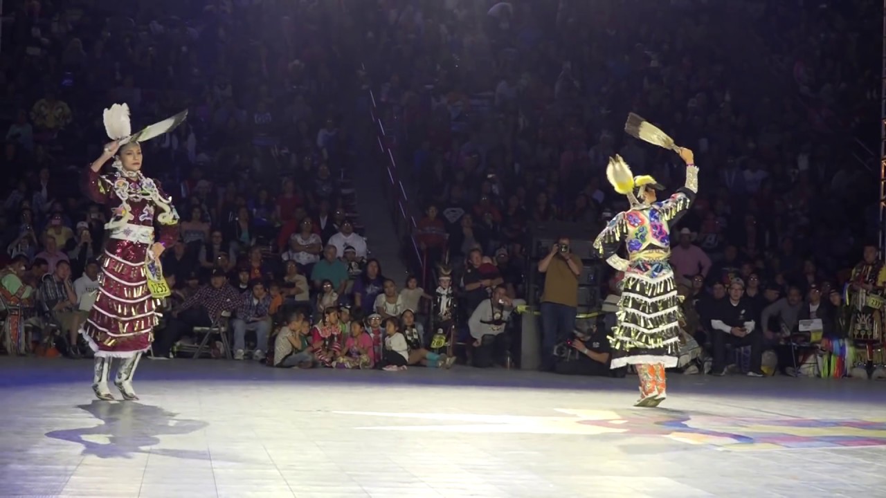 Acosia Red Elk and Lacy Albert @ GON 2016 Final 4 #powwows