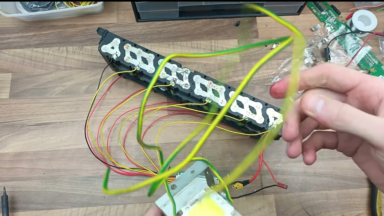 Repairing/Building/Rebuilding a 36v (42v) BMS Lithium Ion 18650 Scooter Battery on the Cheap! (2/3)