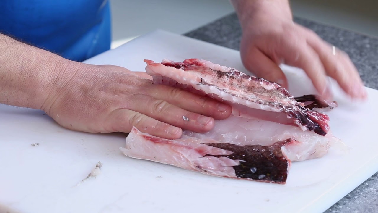 Master Fishmonger Standard Guide to Double Breast and Butterfly Filleting - Hake