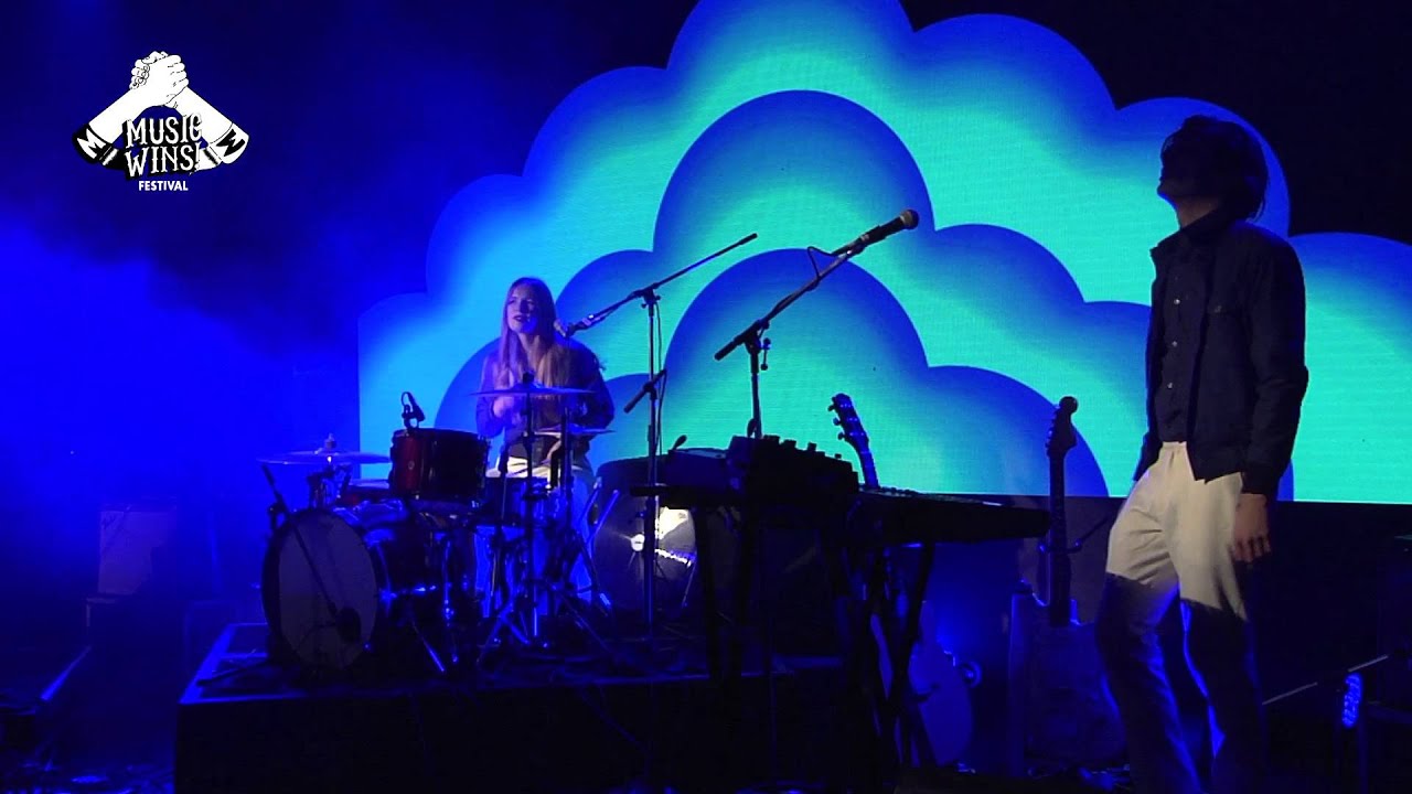 Metronomy- Radio Ladio (Live) @ Music Wins Festival
