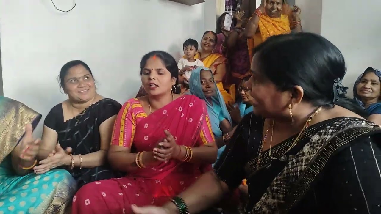 राजा रसी रसी बेनिया डोला गर्मियां मोहे लागे एक ऐसा सोहर आप सुनते