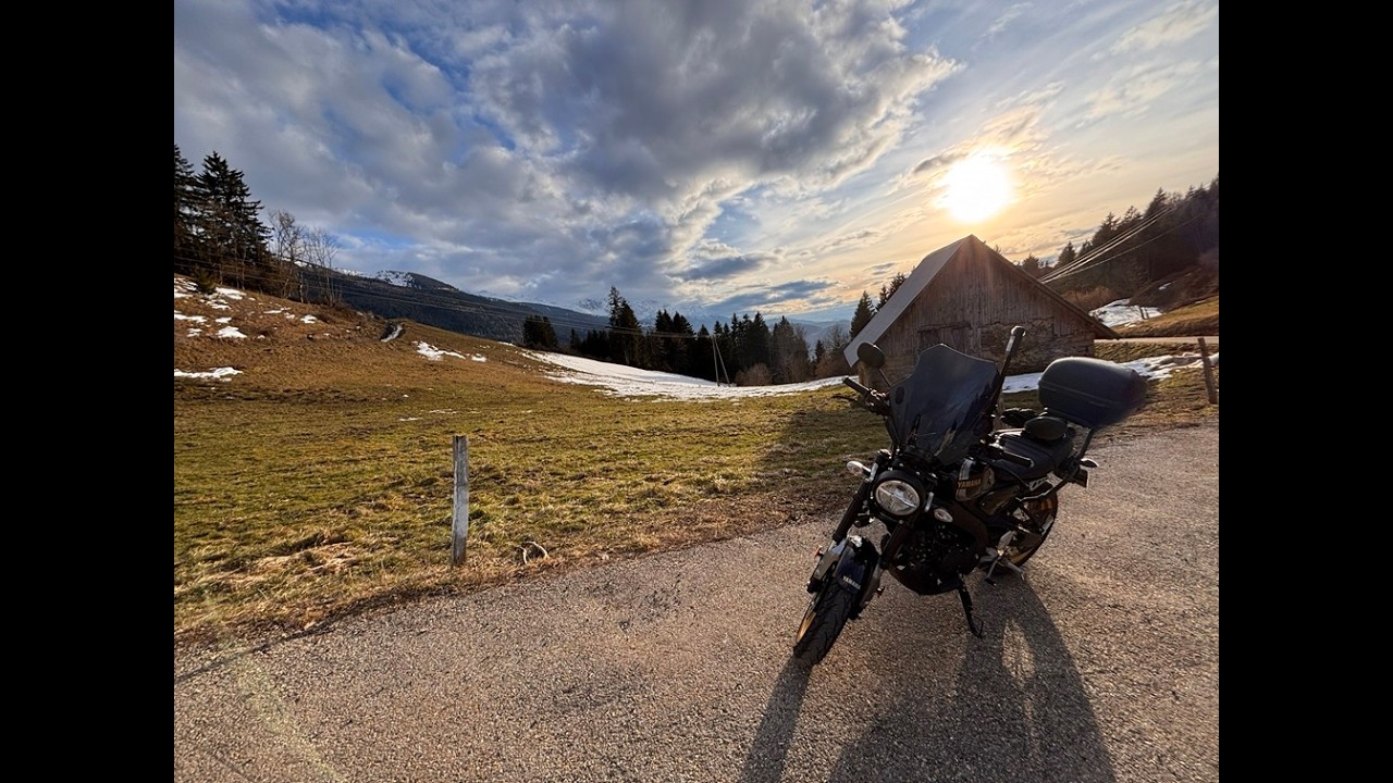 Balade à moto du 09 02 2026 - Vallée des Huiles, Belledonnes, Chartreuse au couchant