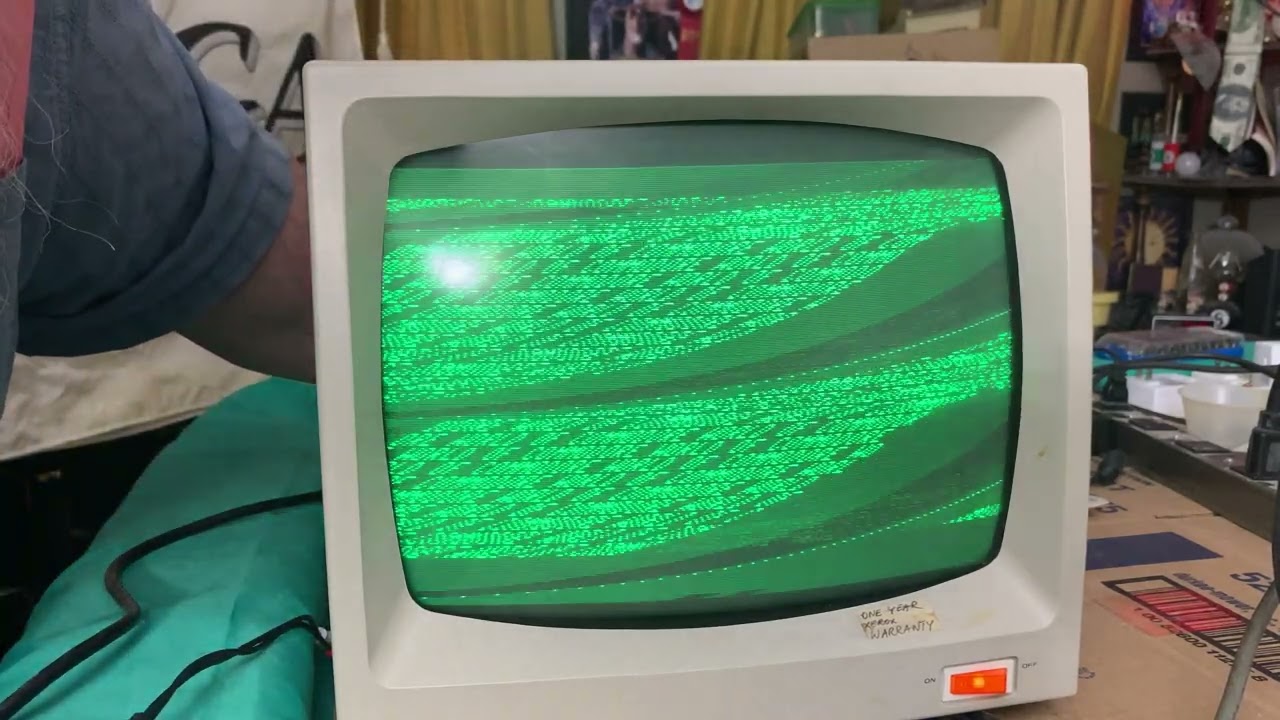 Commodore 64 Green Screen Monitor Testing VOX C-64 Monochrome No Sound Video Display - Episode 3169