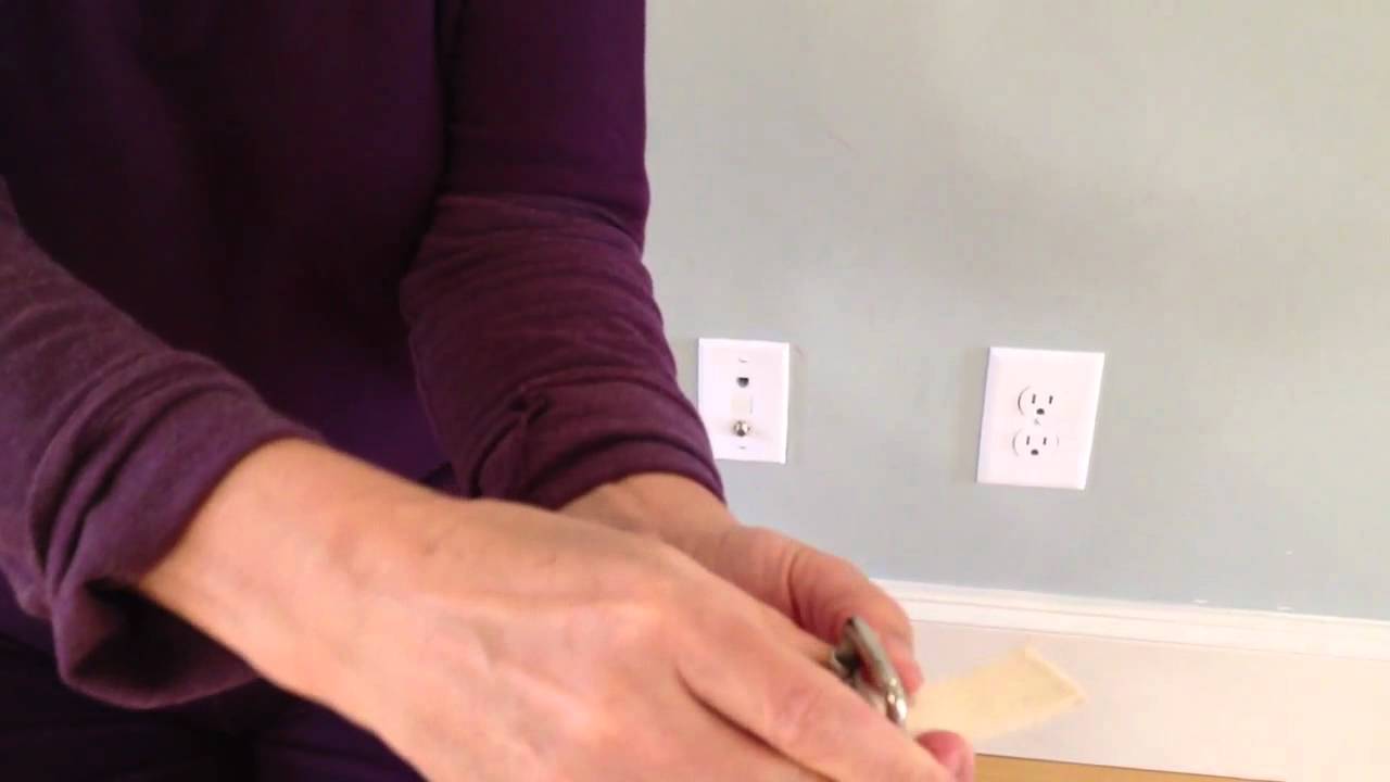 How to fasten a yoga belt
