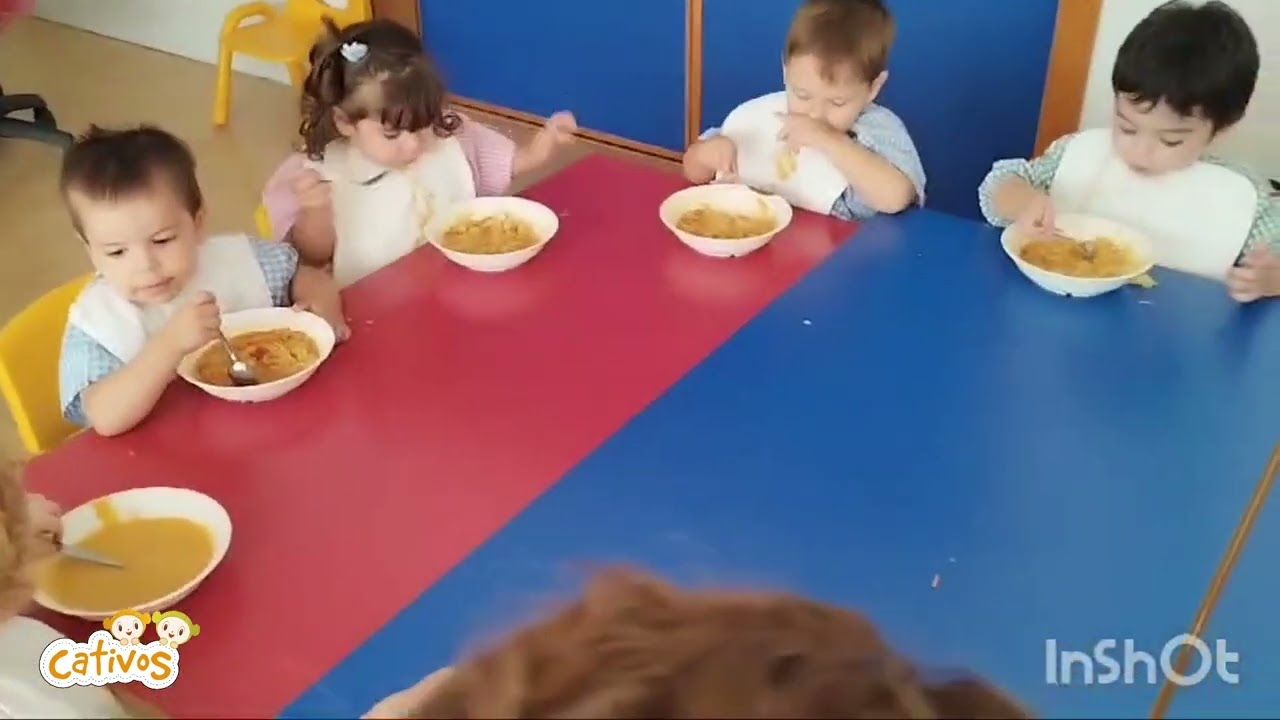 Comiendo en la EIM El Llano Molina de Segura