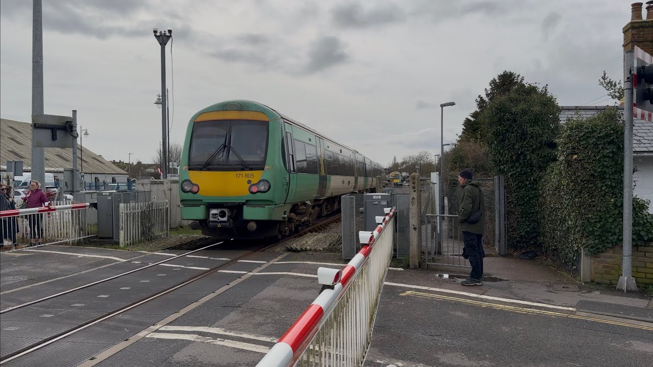 *Instant Consecutive Closure* Rye Grove Road Level Crossing (East Sussex) Friday 13.02.2026