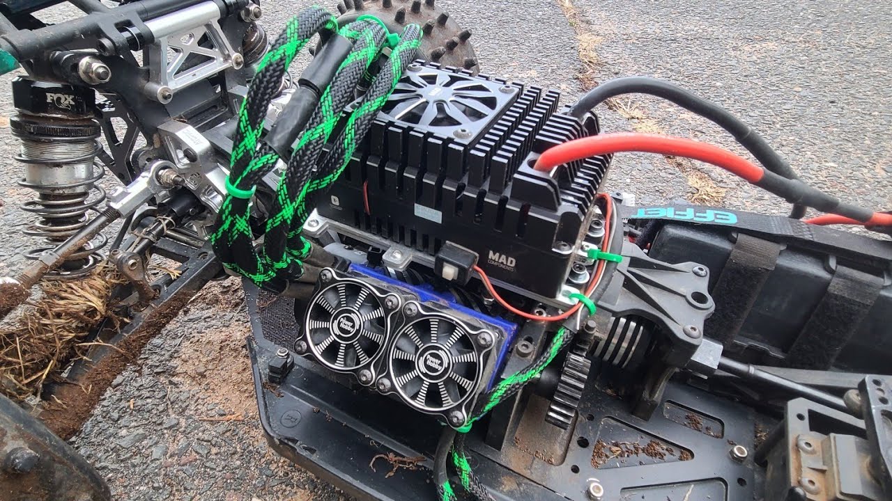 LOSI DBXLE-2.0 W/ MAD MAX 20 ESC 12S MONSTER!!!