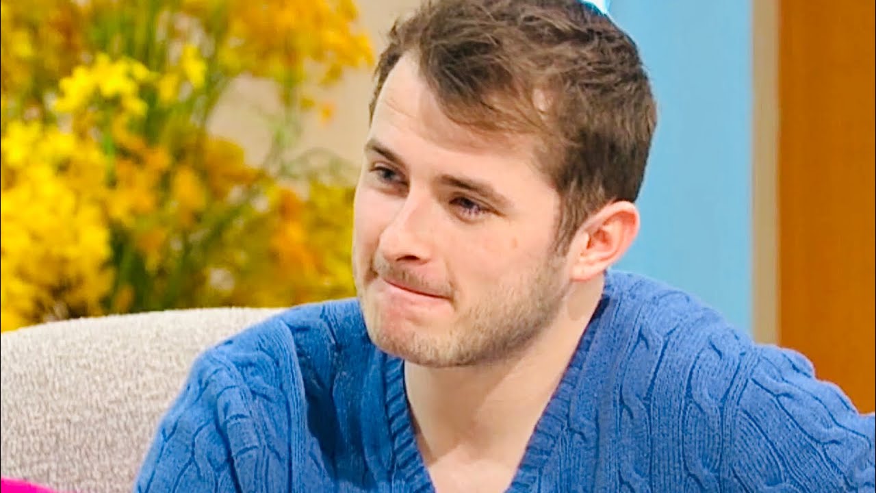 ‪Max Bowden On Lorraine Part 2 - Talking All Things Ballum & The NTAs!‬