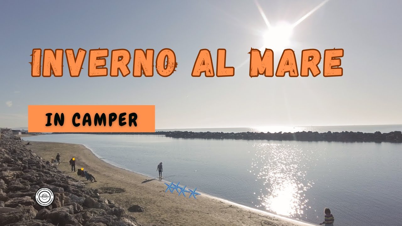 Area camper e parcheggio invernale sul mare alla foce dell'Arno.