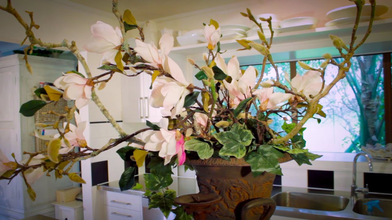 How to arrange with Magnolias Floristry Tutorial