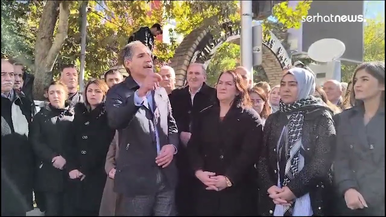 Van'da yapılmak istenen yürüyüşe polis engeli