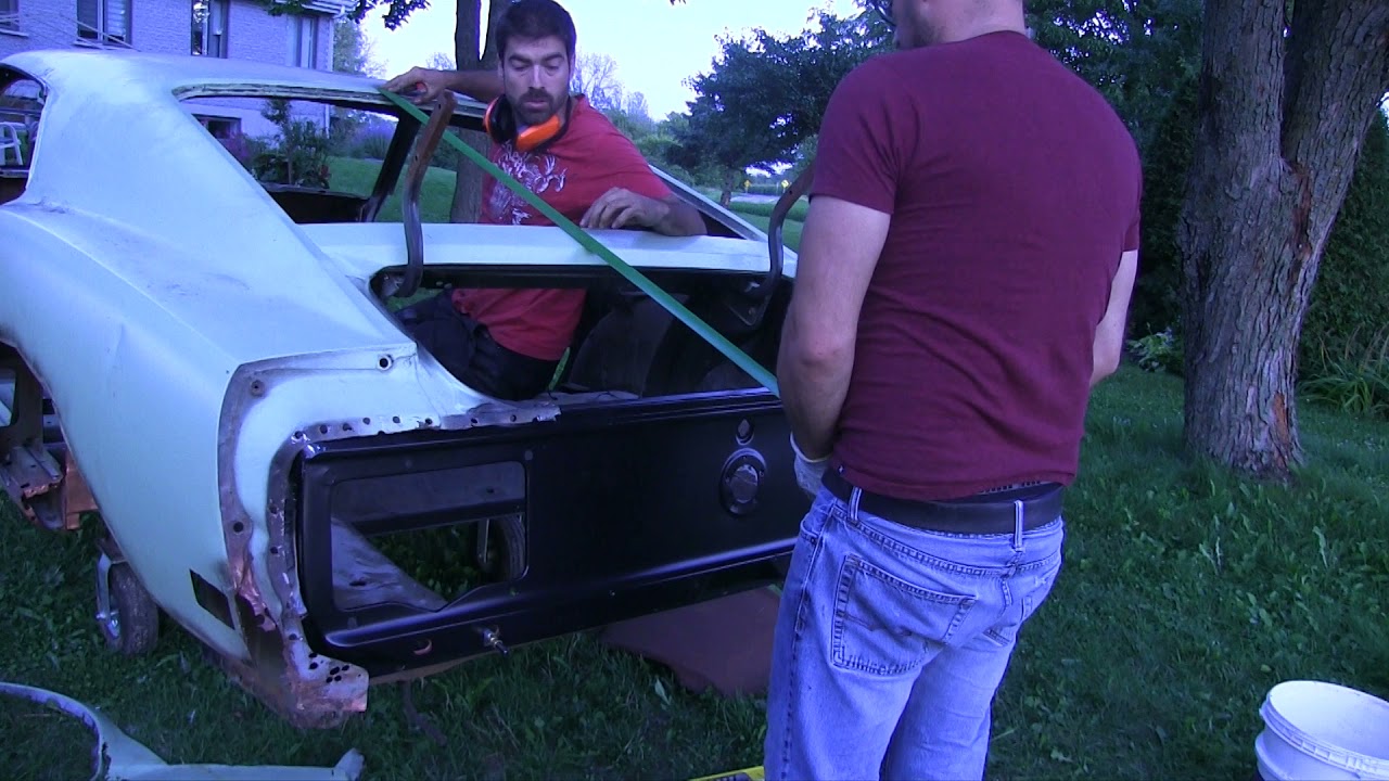Restoring a 1970 Mustang Mach 1 Ep. 4 : Taillight Panel and testing an inflatable paint booth.