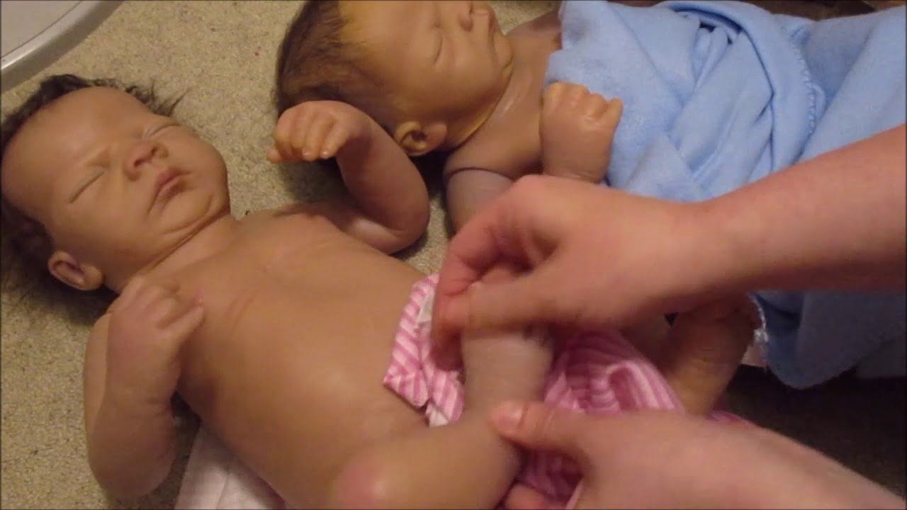*Ashton Drake Dolls* A word of warning! Charlie, Katie & Emily Linda Webb