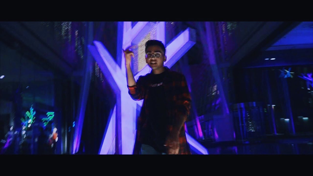 The Medic - Lay Awake (Official Video)