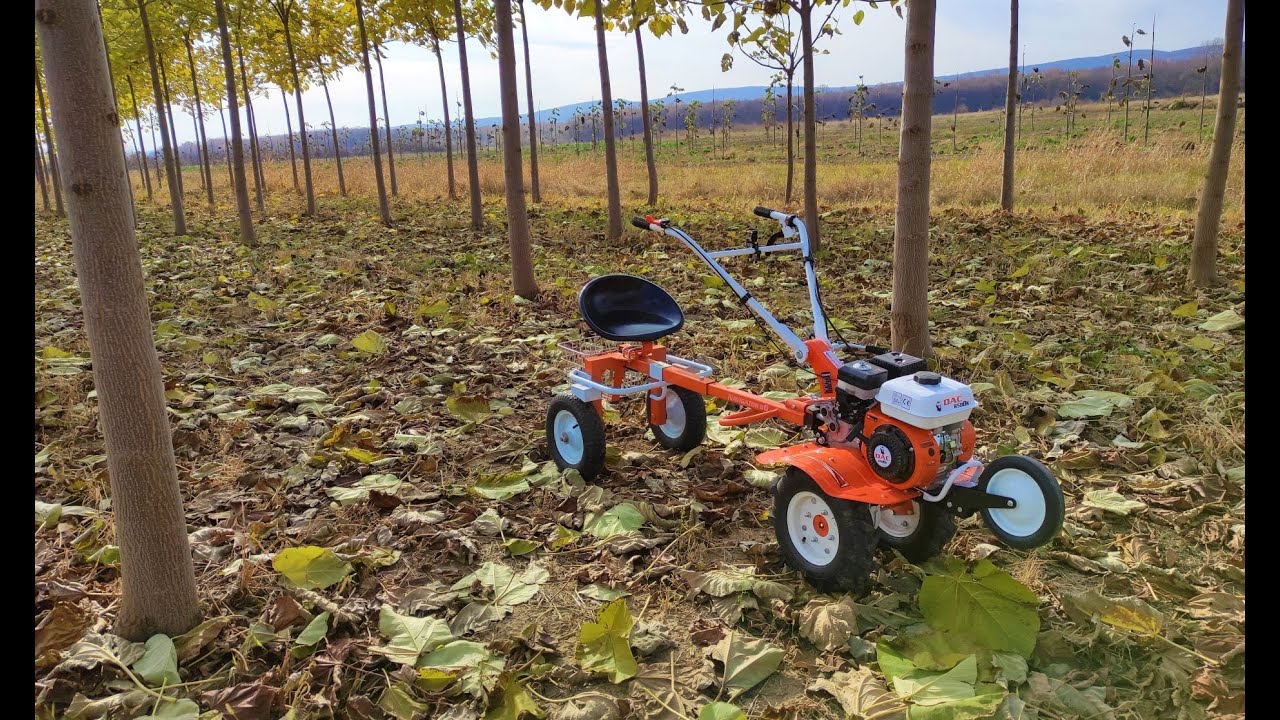 Cu motosapa Ruris Dak 6500k si caruciorul Navigator 88 in plantatia de Paulownia