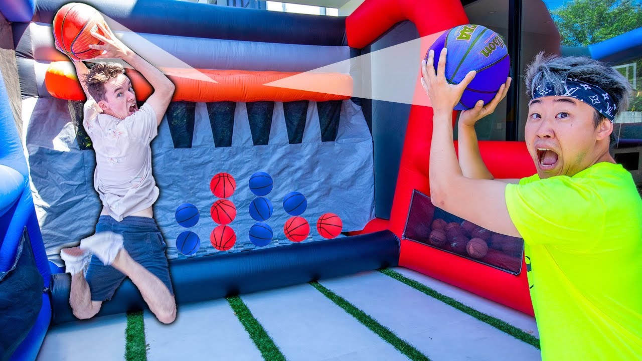 GIANT Basketball Connect 4 (WINNER gets $10,000)