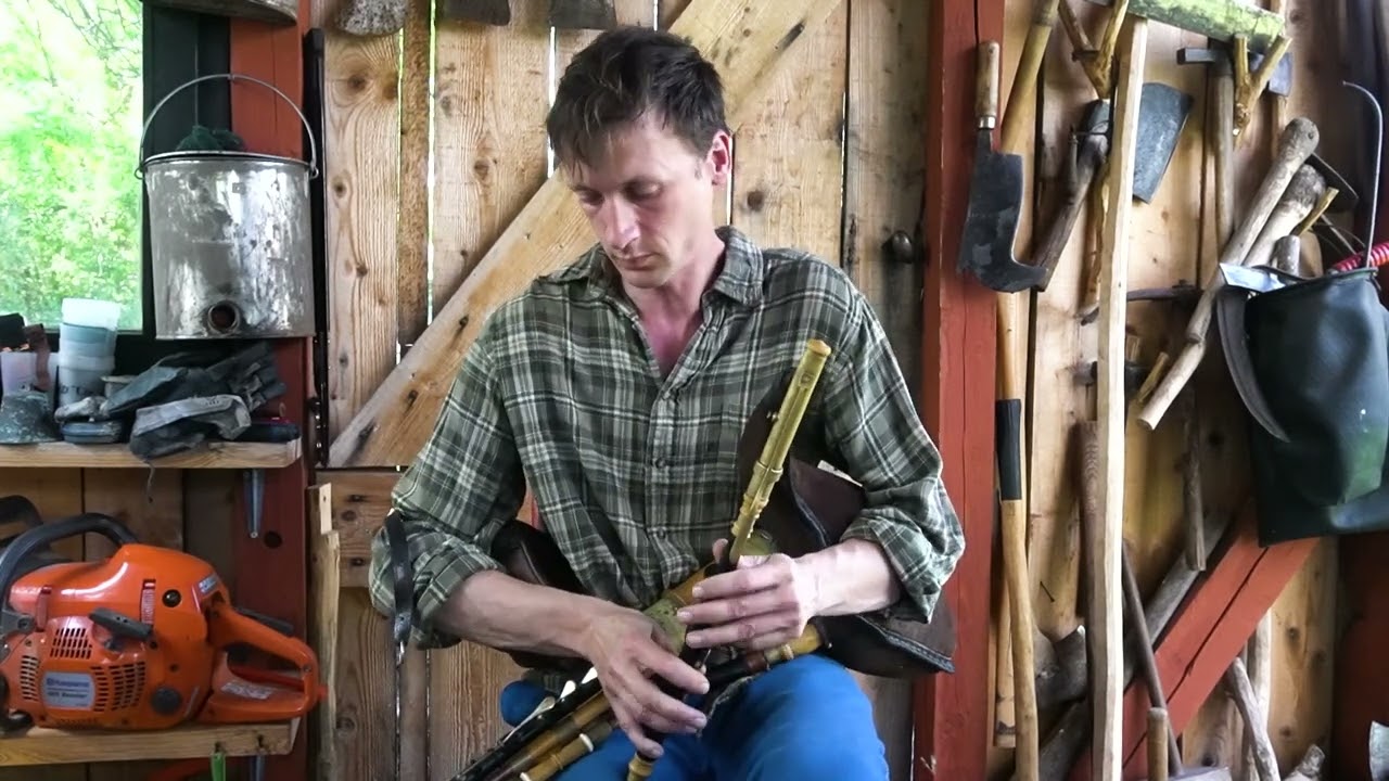 Julien Desailly - Marche du col roulé