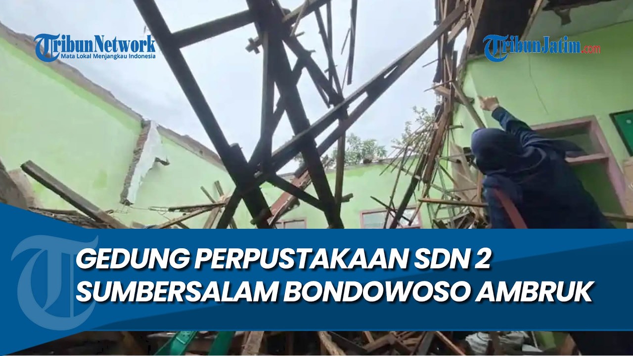 AMBRUK, Gedung Perpustakaan SDN 2 Sumbersalam Bondowoso, Ratusan Buku Terkubur