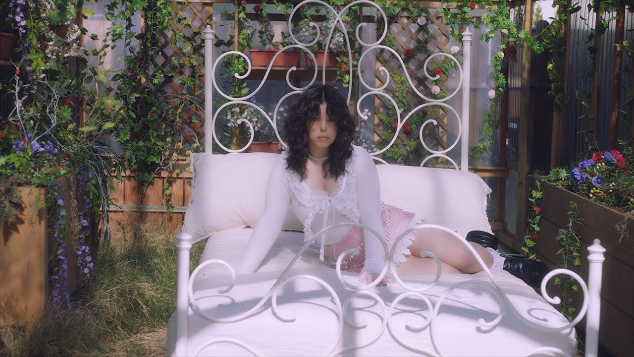 Alicia Creti &ndash; Guilt Trip [Official]