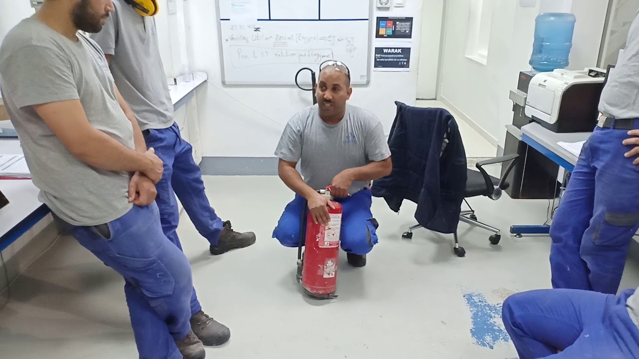 انواع طفايات الحريق وطرق استعمالها Extincteur
