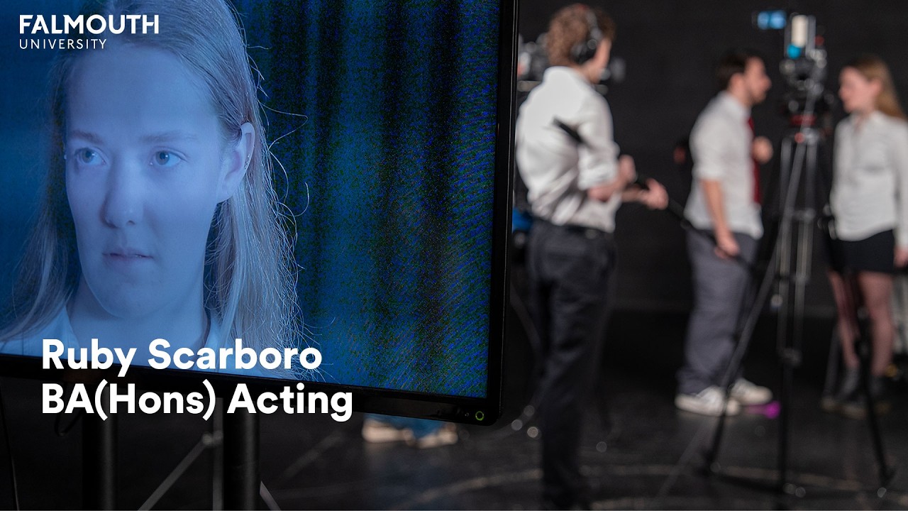 Руби Скарборо | Бакалавр актерского мастерства (с отличием)