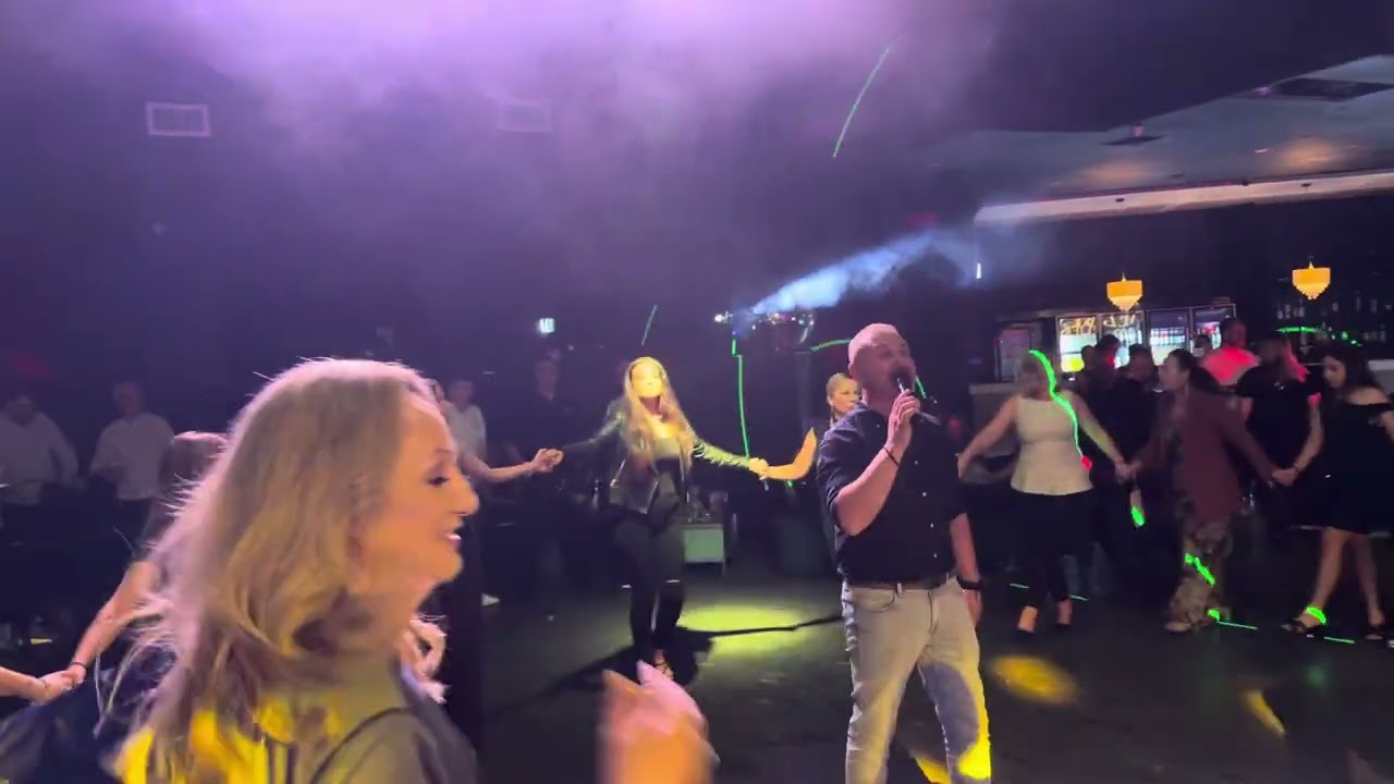 Medena band Live Performance 2025 @ QRoom (Segment 4)