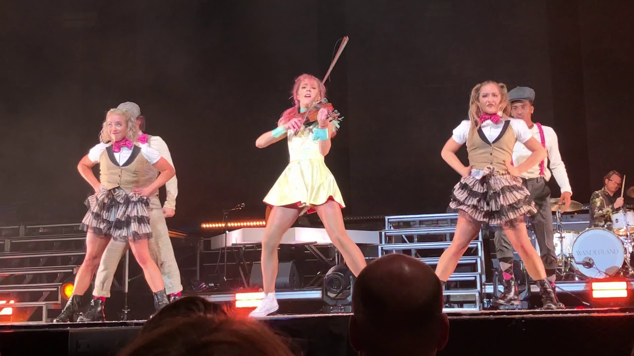 Lindsey Stirling – I Saw Three Ships, Live at the Baxter Arena, Omaha, NE (11/28/2018)