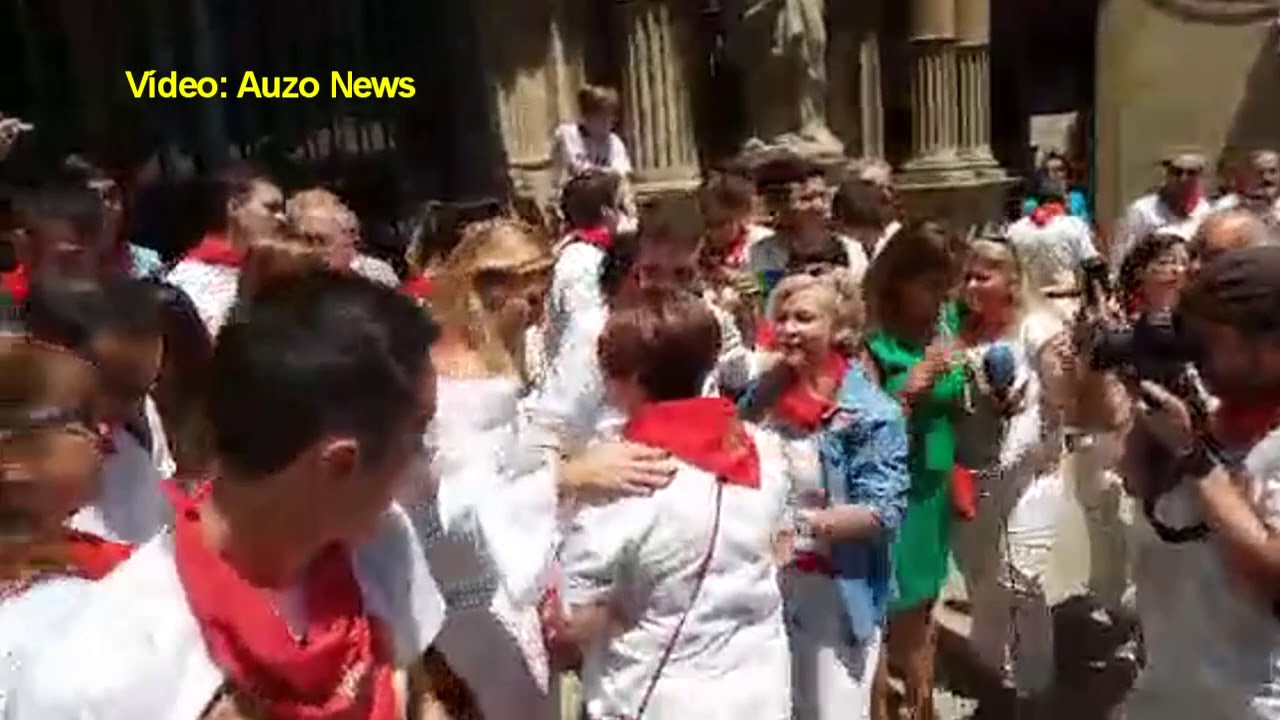 'Escrache' a Pablo Casado en Pamplona