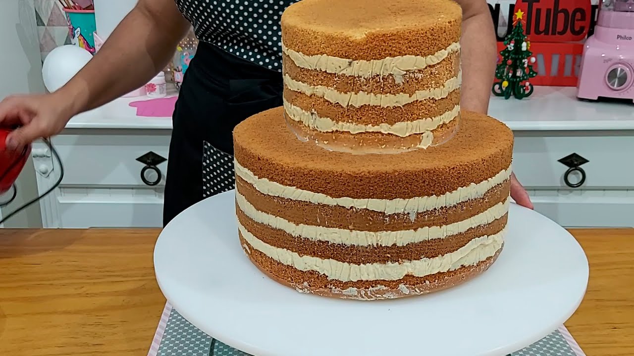 BOLO DE 2 ANDARES PARA 50 PESSOAS TEMA MUNDO BITA / MUITO FÁCIL / PARIS CAKE DESIGNER