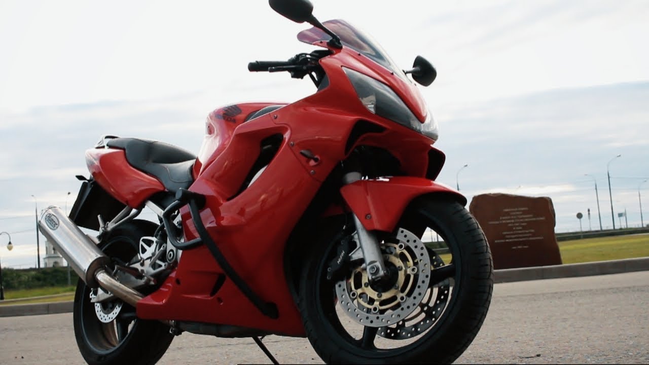 Honda CBR600 F4I обзор. Йа не криведко!