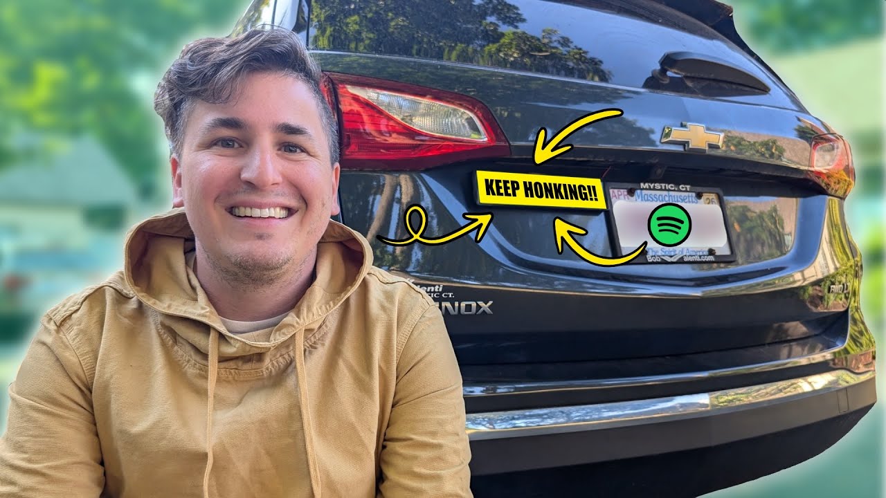 Making an electronic bumper sticker to show what music I'm listening to in real time!