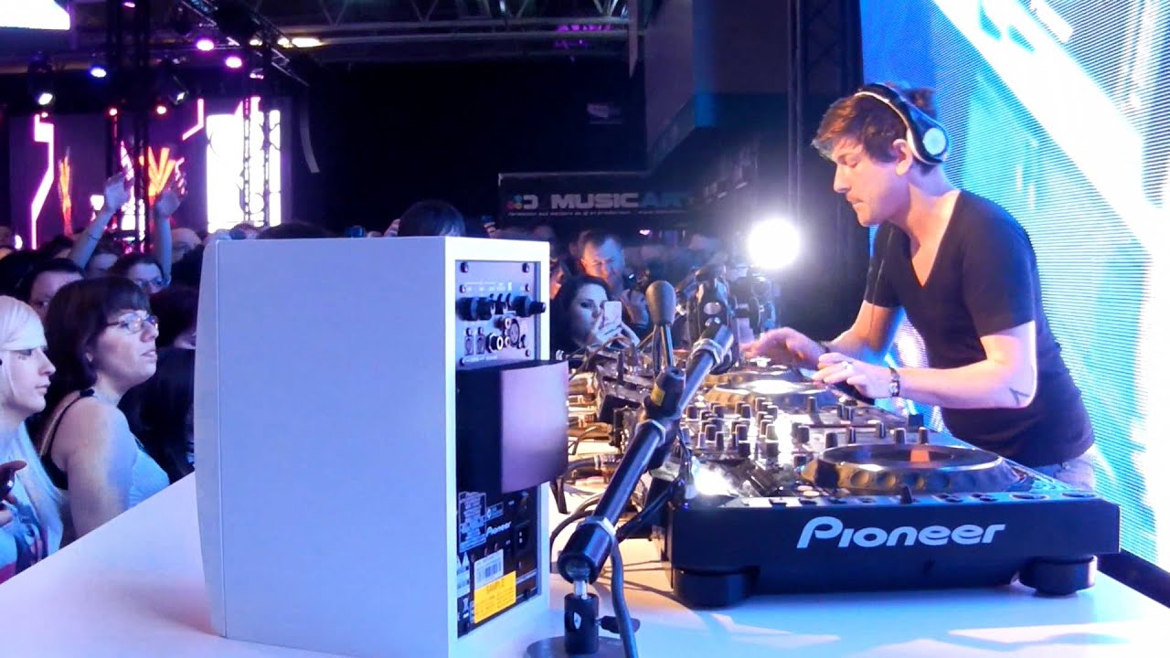 Quentin Salon Mixmove 11/03/2012 n&deg; 1