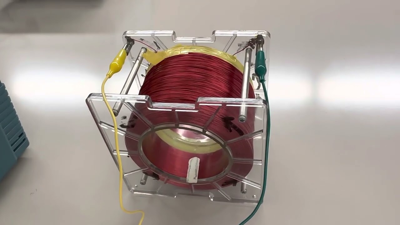 Lenz’s Law produces a back emf immediately after the circuit is open!