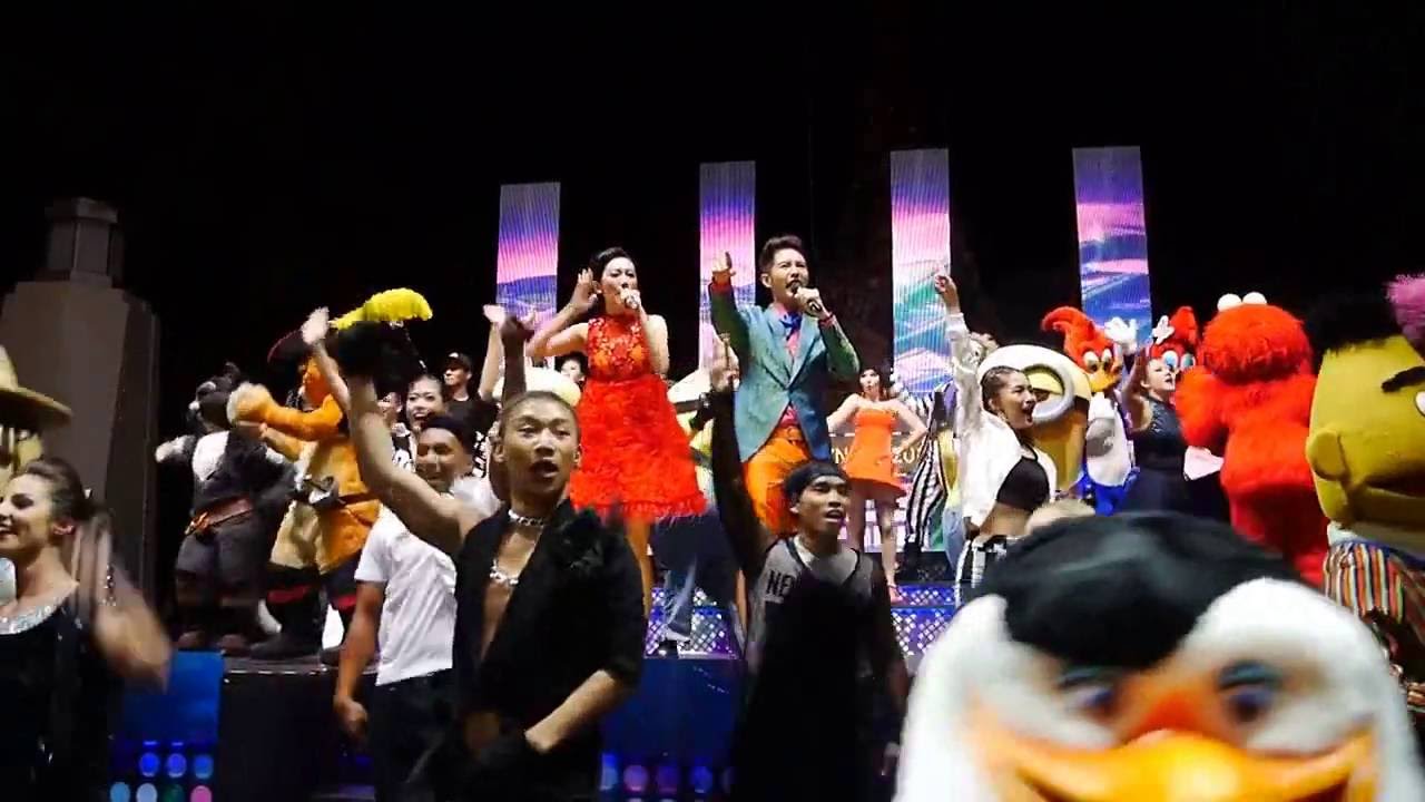 Universal Studios Singapore NYE Countdown to 2016