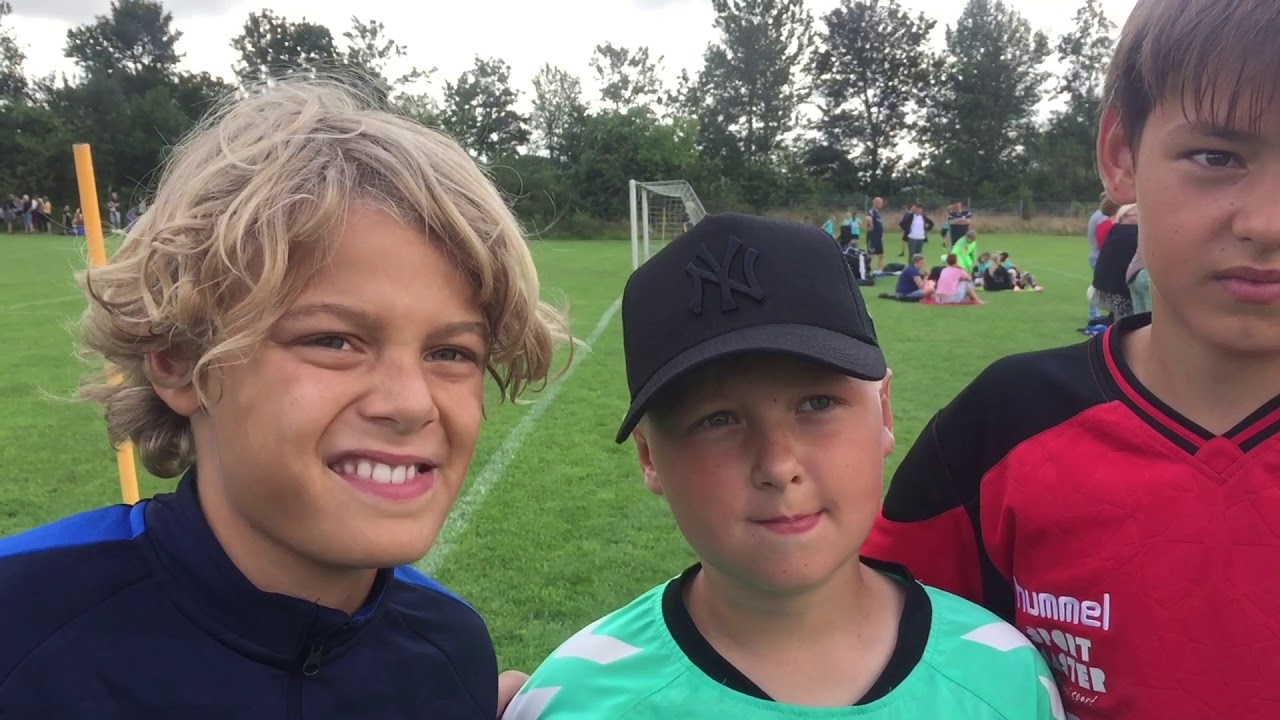 U12 drengene fra Lystrup IF Fodbold er nogle friske drenge - XL Bording Cup 2019
