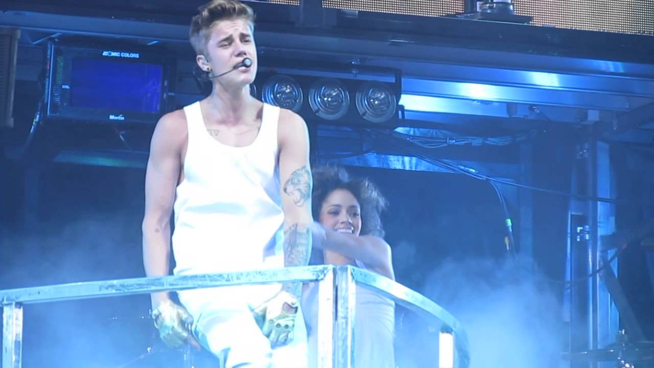 Justin Bieber Catching Feelings- San Jose 6/26/13 HD