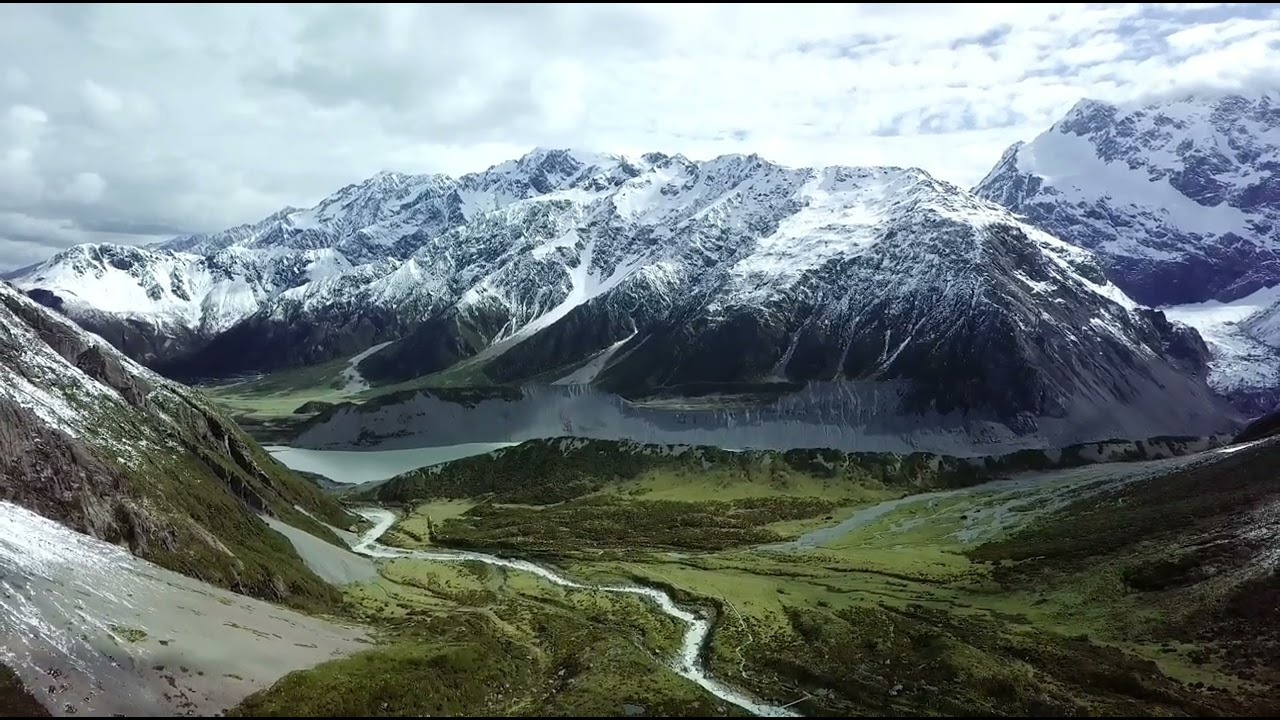 Relaxing music and view 🎵🎶🏔️ must listen and use 🎧#viral#meditation#peace#om#youtubecommunity#trendy