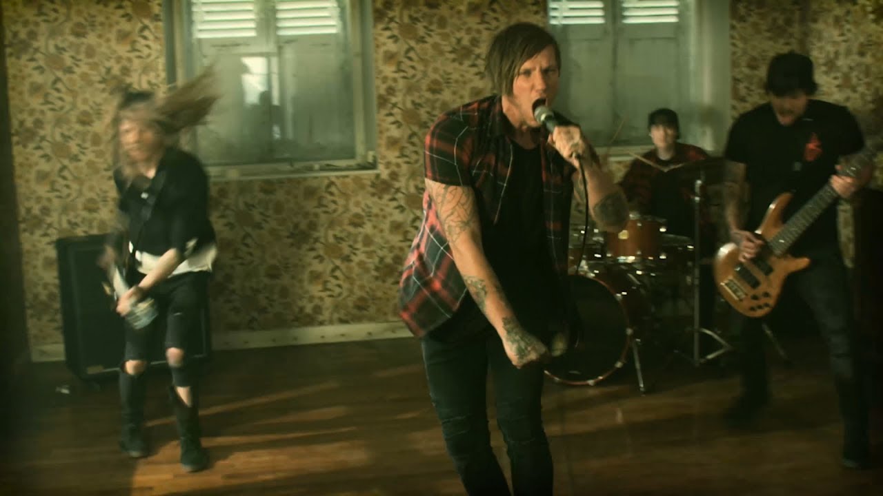 Sink The Ship - Domestic Dispute Feat. Bert Poncet (OFFICIAL MUSIC VIDEO)