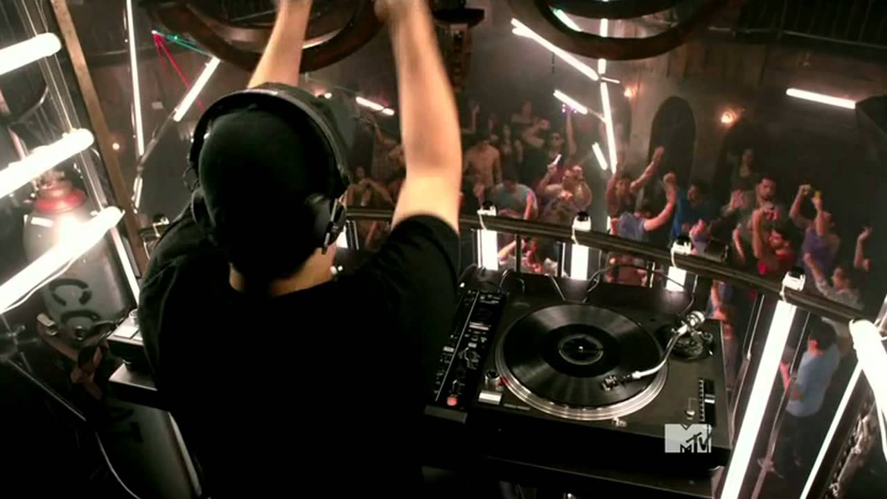 Teen Wolf || Deorro - Cayendo