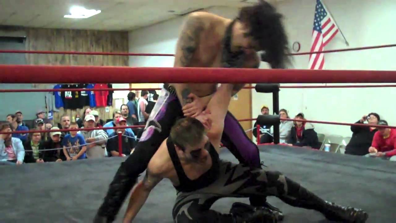 Markus Crane vs. Shank Barzini