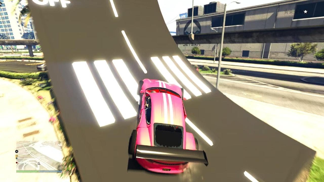Grand Theft Auto treid to do stunts
