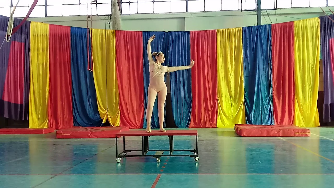 Contorsiones Vicky 2019