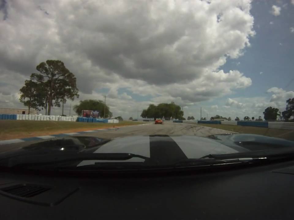 Viper chasing Valentino Balboni around Sebring.mp4